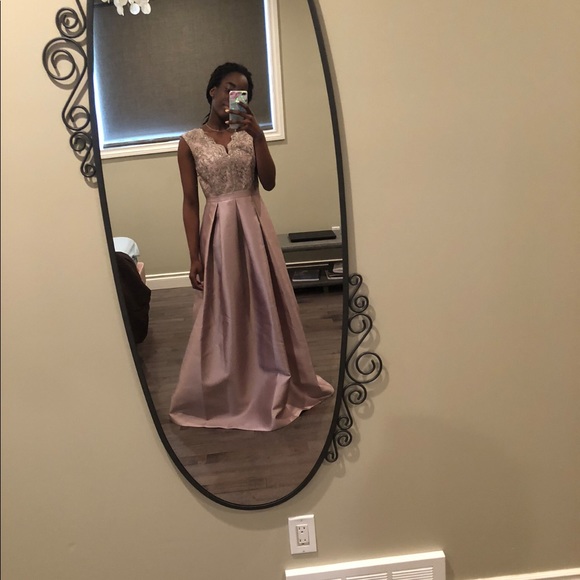 David’s Bridal Formal/Grad Dress - Picture 2 of 4